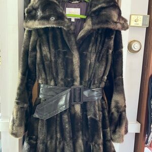 LAUNDRY By Shelli Segal Faux Fur Brown Coat Women Medium